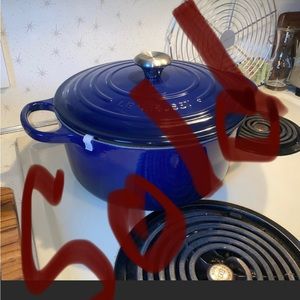 Le Creuset Dutch Oven (SOLD)